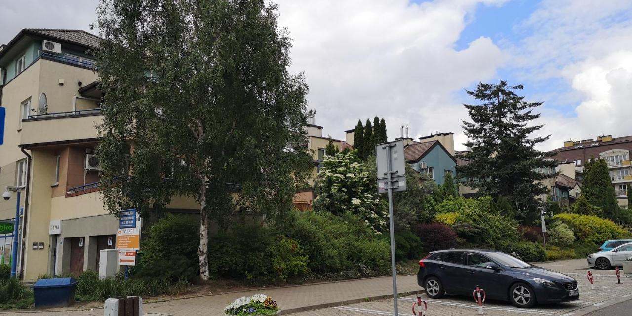 Classic Apartament Metro Kabaty Варшава Экстерьер фото
